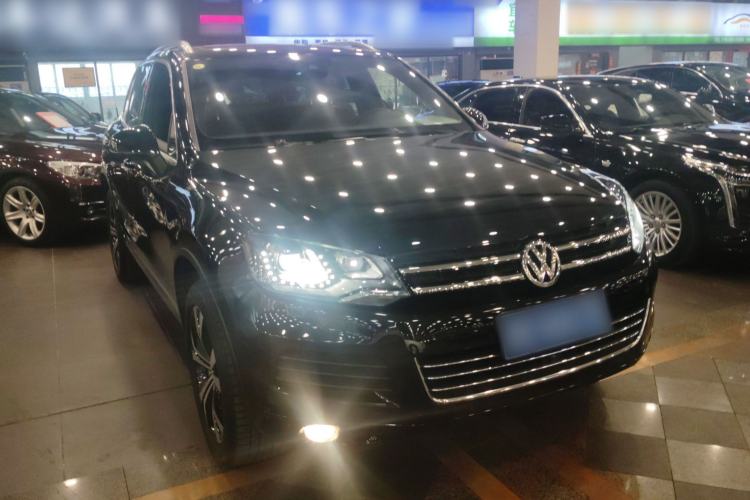 Used Volkswagen Touareg 2014 4.2L Standard Edition Exterior 2