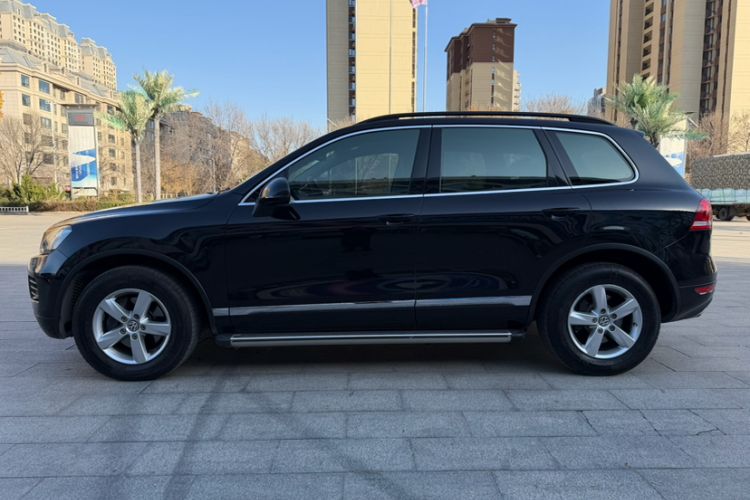 Used Volkswagen Touareg 2014 3.0 TSI New Edition Exterior 2