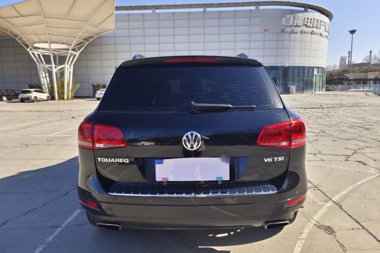 Used Volkswagen Touareg 2014 3.0 TSI New Edition Exterior 4
