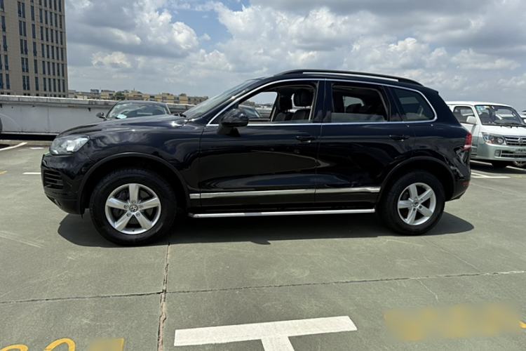 Used Volkswagen Touareg 2014 3.0 TSI New Edition Exterior 4