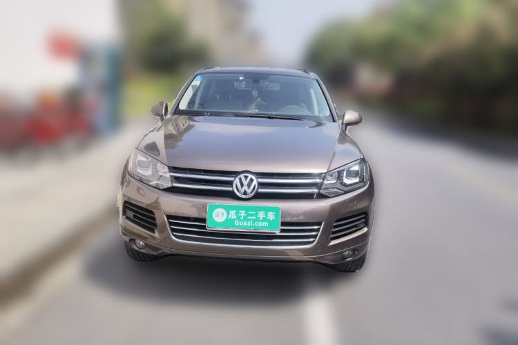 Used Volkswagen Touareg 2014 3.0 TSI New Edition Front
