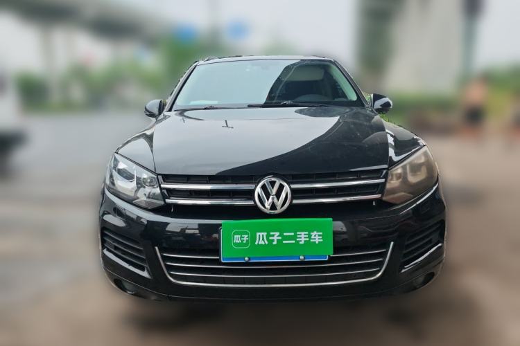 Used Volkswagen Touareg 2014 3.0 TSI New Edition Front