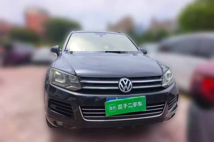 Used Volkswagen Touareg 2014 3.0 TSI New Edition Front