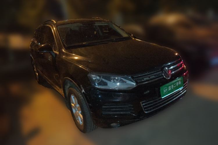 Used Volkswagen Touareg 2014 3.0 TSI New Edition Front Right 45 Deg