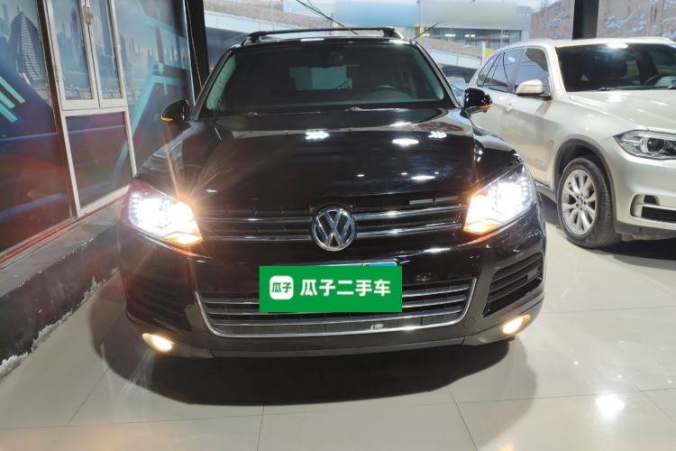 Used Volkswagen Touareg 2014 3.0 TSI New Edition Front