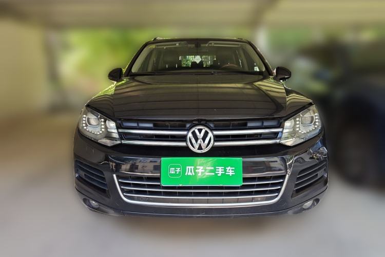 Used Volkswagen Touareg 2014 3.0 TSI New Edition Front