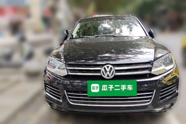 Used Volkswagen Touareg 2014 3.0 TSI New Edition Front