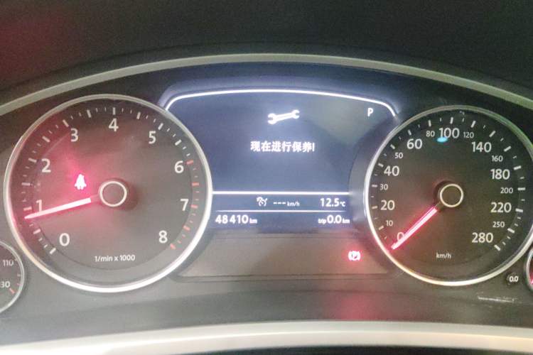 Used Volkswagen Touareg 2014 4.2L Standard Edition Instrument Cluster