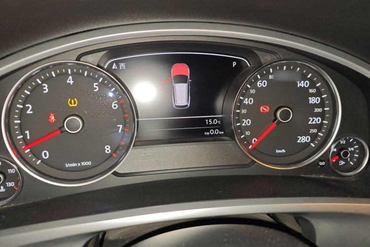 Used Volkswagen Touareg 2014 4.2L Standard Edition Instrument Cluster