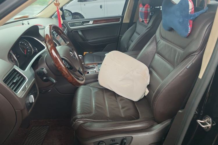 Used Volkswagen Touareg 2014 3.0 TSI New Edition Left Front Seat