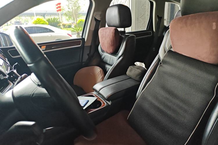 Used Volkswagen Touareg 2014 3.0 TSI New Edition Left Front Seat