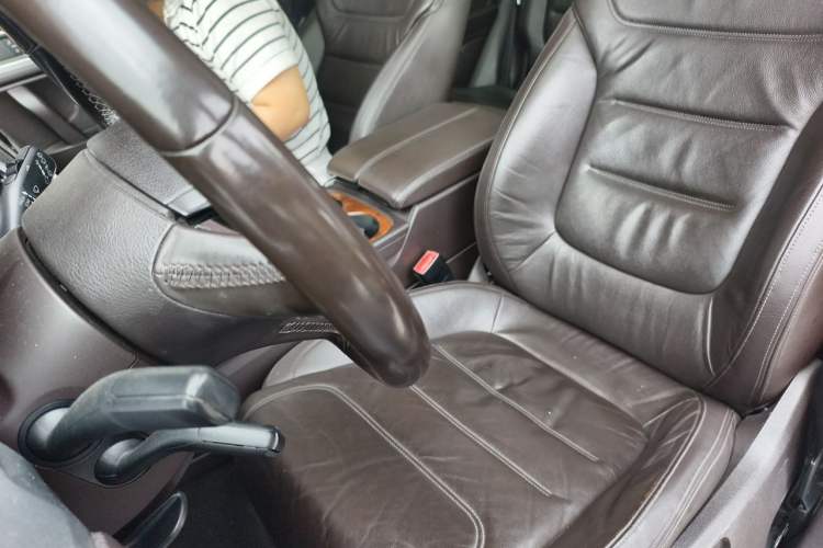 Used Volkswagen Touareg 2014 3.0 TSI New Edition Left Front Seat