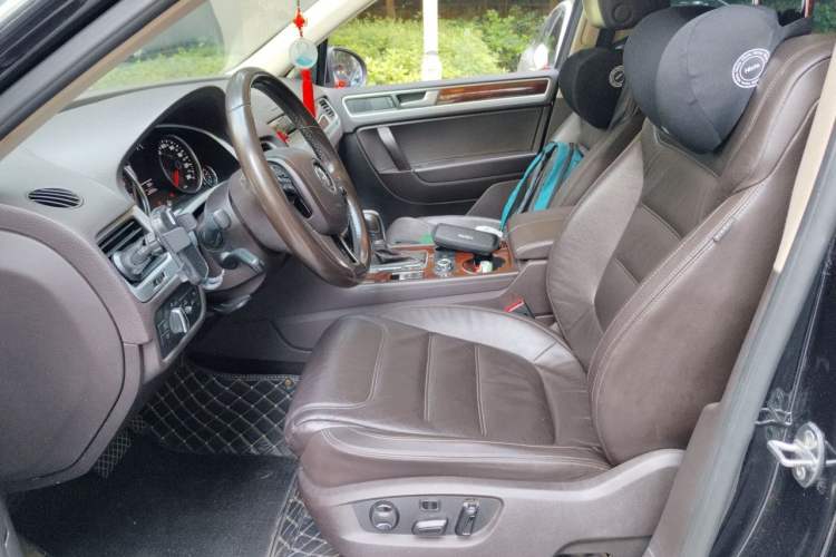 Used Volkswagen Touareg 2014 3.0 TSI New Edition Left Front Seat