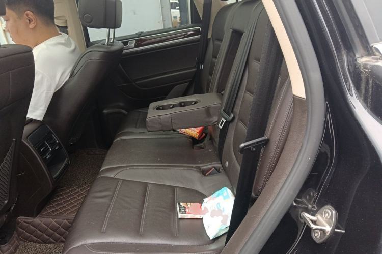 Used Volkswagen Touareg 2014 3.0 TSI New Edition Left Rear Seat