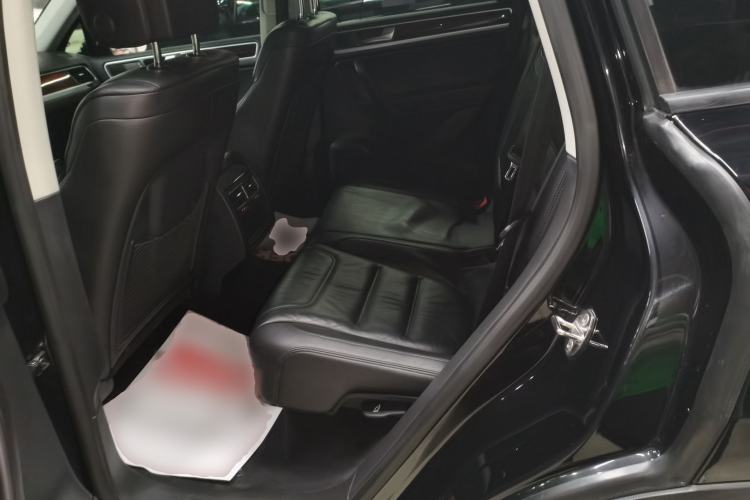 Used Volkswagen Touareg 2014 3.0 TSI New Edition Left Rear Seat