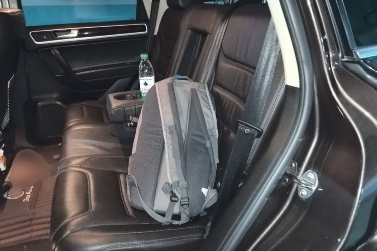 Used Volkswagen Touareg 2014 3.0 TSI New Edition Left Rear Seat