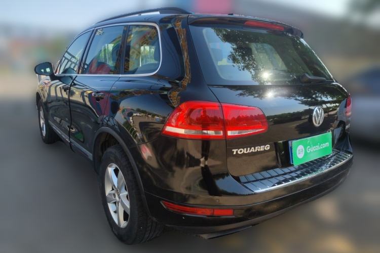 Used Volkswagen Touareg  Rear Left 45 Deg