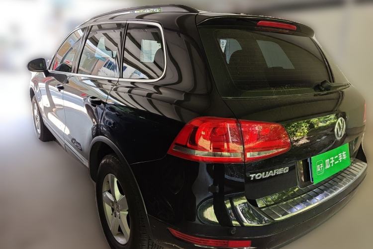 Used Volkswagen Touareg 2014 3.0 TSI New Edition Rear Left 45 Deg