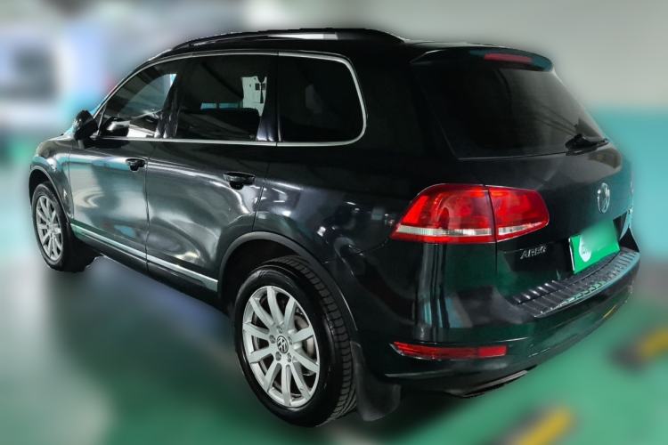 Used Volkswagen Touareg 2014 3.0 TSI New Edition Rear Left 45 Deg