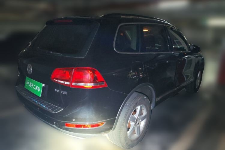 Used Volkswagen Touareg 2014 3.0 TSI New Edition Rear Right 45 Deg