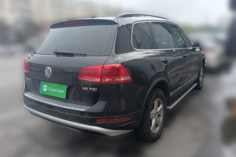 Used Volkswagen Touareg 2014 3.0 TSI New Edition Rear Right 45 Deg