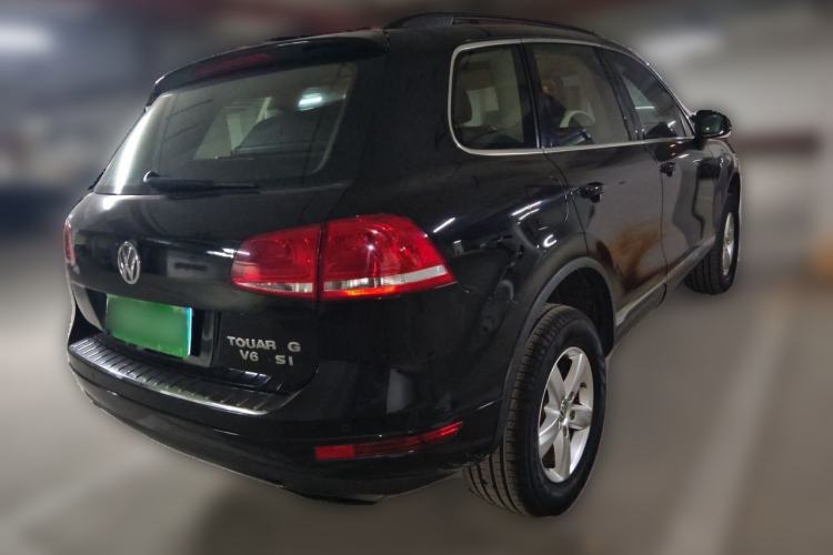 Used Volkswagen Touareg 2014 3.0 TSI New Edition Rear Right 45 Deg