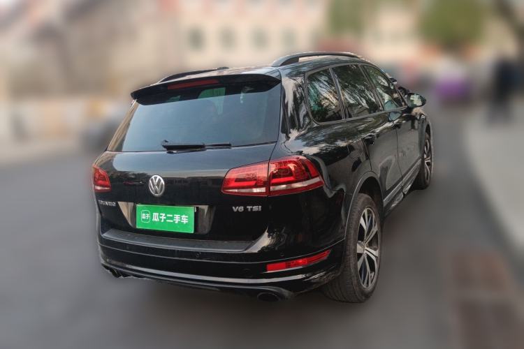 Used Volkswagen Touareg  Rear Right 45 Deg