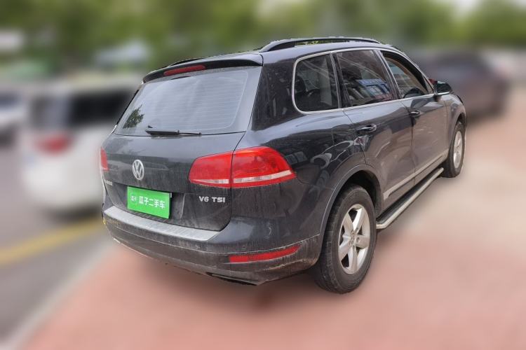 Used Volkswagen Touareg 2014 3.0 TSI New Edition Rear Right 45 Deg