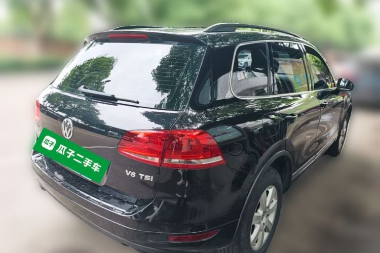 Used Volkswagen Touareg 2014 3.0 TSI New Edition Rear Right 45 Deg