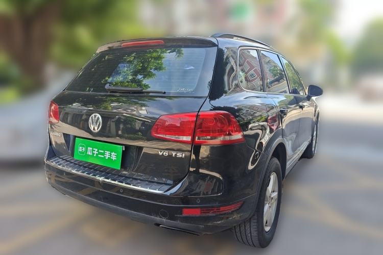 Used Volkswagen Touareg 2014 3.0 TSI New Edition Rear Right 45 Deg