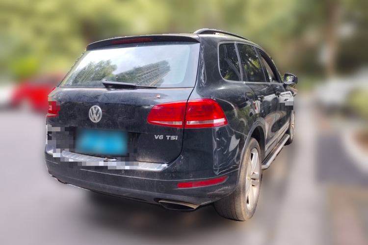 Used Volkswagen Touareg 2014 3.0 TSI New Edition Rear Right 45 Deg