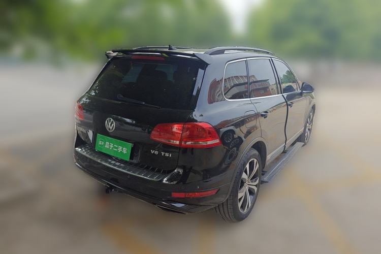 Used Volkswagen Touareg  Rear Right 45 Deg
