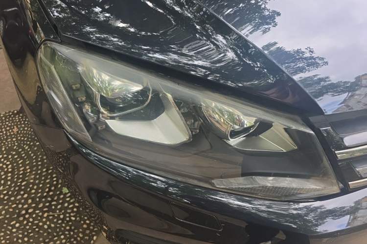 Used Volkswagen Touareg 2014 3.0 TSI New Edition Right Front Headlight