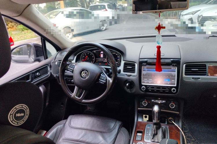 Used Volkswagen Touareg 2014 3.0 TSI New Edition Steering Wheel