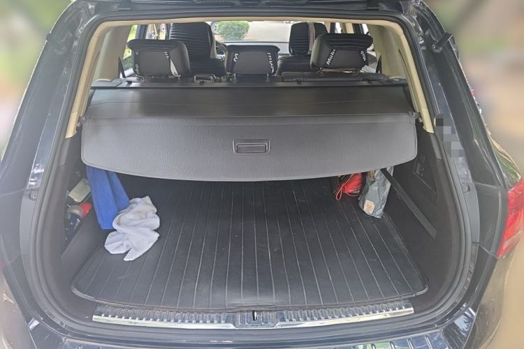 Used Volkswagen Touareg 2014 3.0 TSI New Edition Trunk
