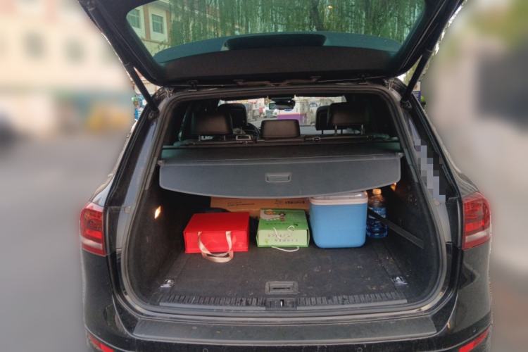 Used Volkswagen Touareg  Trunk