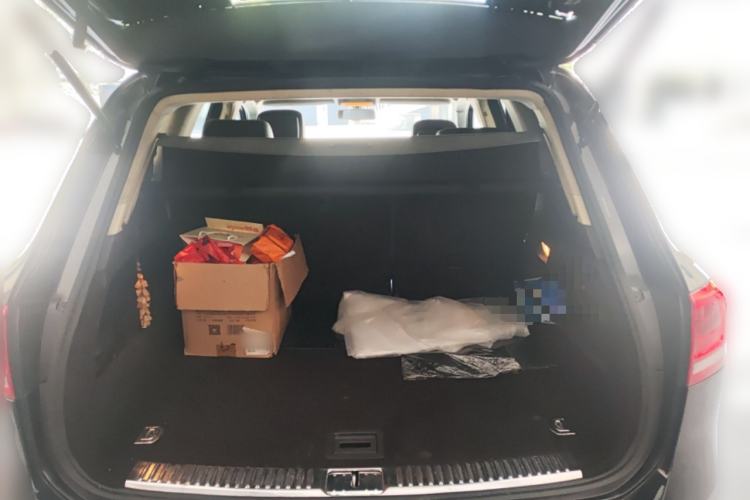 Used Volkswagen Touareg 2014 3.0 TSI New Edition Trunk