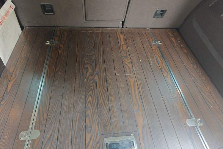 Used Volkswagen Touareg  Trunk