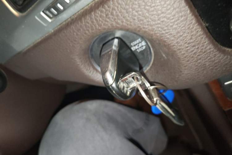 Used Volkswagen Touareg 2014 3.0 TSI New Edition Vehicle Key