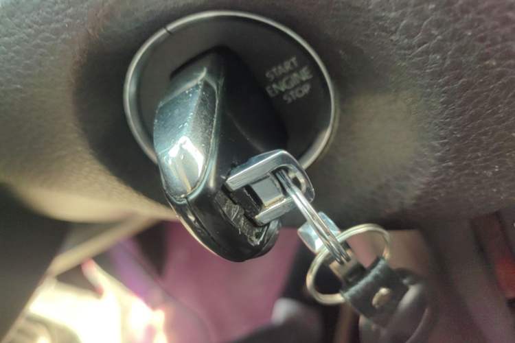 Used Volkswagen Touareg  Vehicle Key