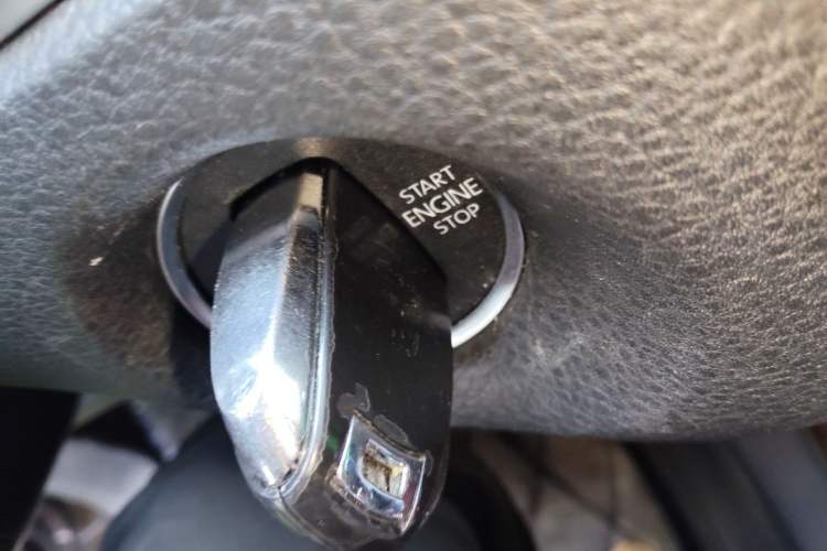 Used Volkswagen Touareg 2014 3.0 TSI New Edition Vehicle Key