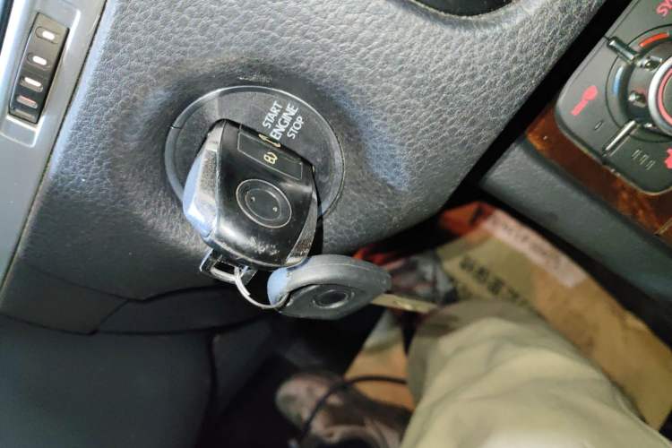 Used Volkswagen Touareg 2014 3.0 TSI New Edition Vehicle Key