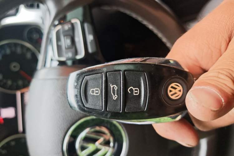 Used Volkswagen Touareg 2014 3.0 TSI New Edition Vehicle Key