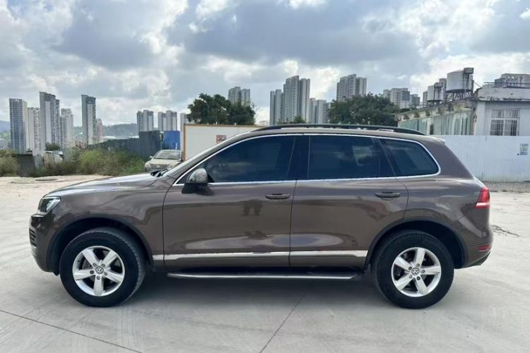 Used Volkswagen Touareg 2014 3.0 TSI New Edition Exterior 4