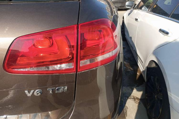 Used Volkswagen Touareg 2014 3.0 TSI New Edition Exterior 6