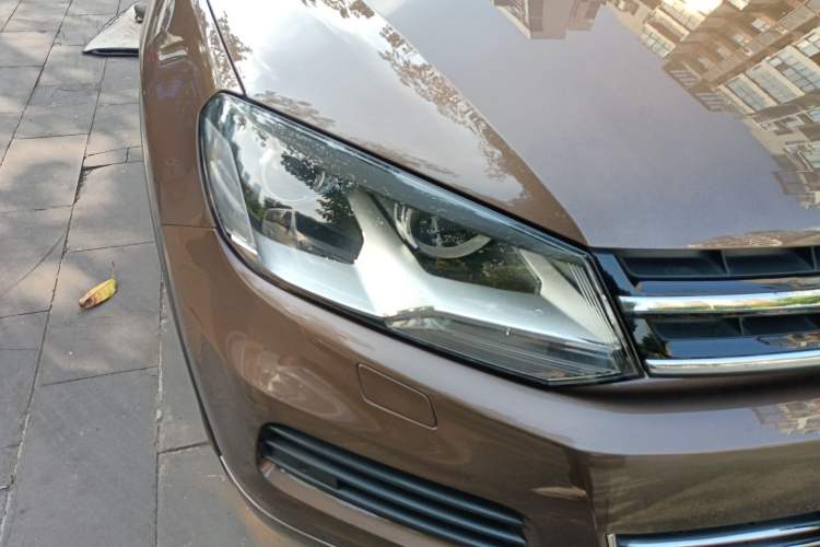 Used Volkswagen Touareg 2014 3.0 TSI New Edition Exterior 6