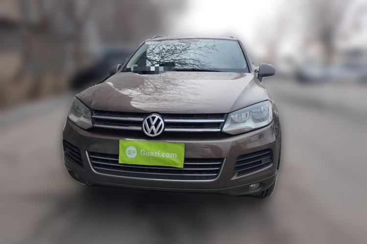 Used Volkswagen Touareg 2014 3.0 TSI New Edition Front