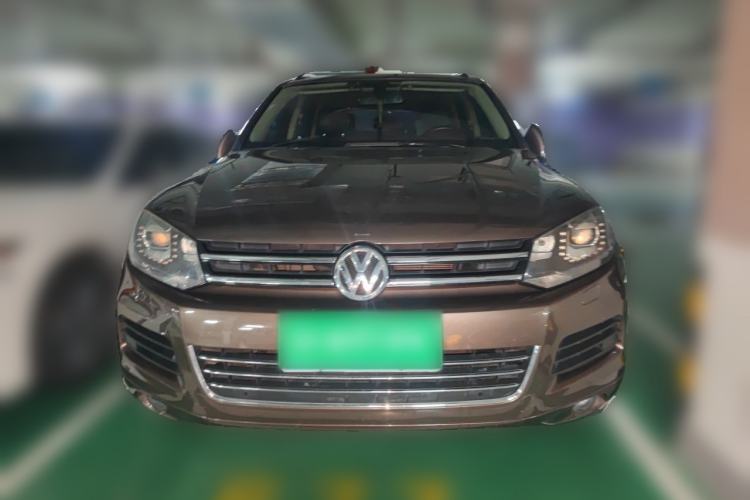 Used Volkswagen Touareg 2014 3.0 TSI New Edition Front