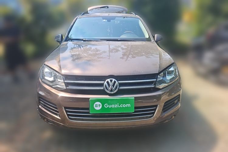 Used Volkswagen Touareg 2014 3.0 TSI New Edition Front