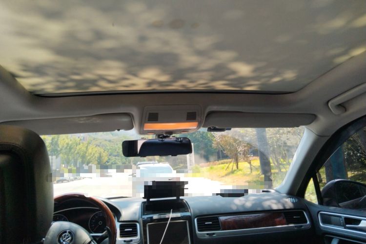 Used Volkswagen Touareg 2014 3.0 TSI New Edition Headliner